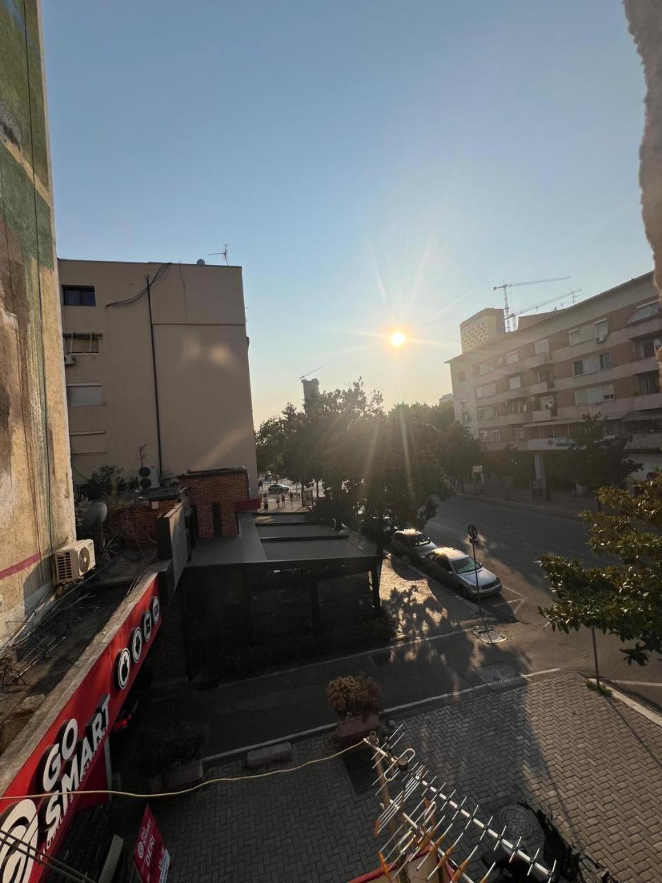 Charles City Center Tiranë Eksteriør bilde